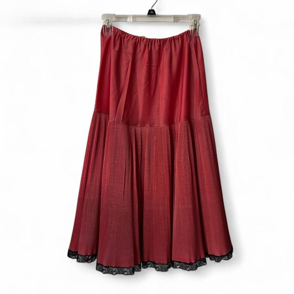 Vintage Barbizon Petticoat with Lace Trim - Picture 2 of 6